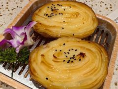 -小董哥烤串·爆汁大油边(故宫店)