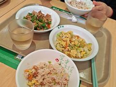 -老乡鸡(上海巴黎春天浦建店)