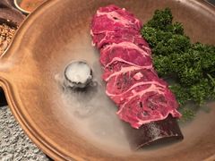 -三出山火锅(南京万象天地店)