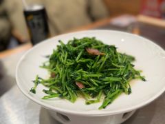 鸡油腊味炒豆苗-潮界(凯德晶萃店)