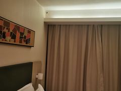-汉庭(上海世博塘桥地铁站店)