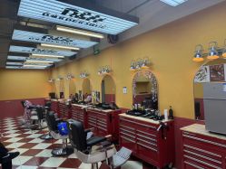 -Devilhands Barbershop男士理容店