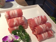 -尚尚仙·酸汤猪手·猪肚鸡火锅(华联万柳购物中心店)