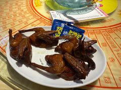 招牌烤乳鸽-石岐佬中山菜馆(张溪店)