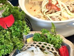 -益氣煲·筒骨砂锅火锅(安吉直营店)