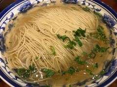 白汤底-同得兴面馆.苏式面.三虾面(园区店)
