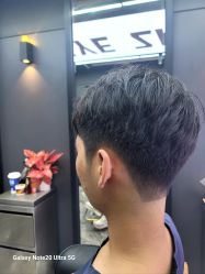 -藤野造型•烫染专业店