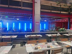 -肥肥虾庄·金牌油焖大虾(杨园滨江时代walk店)
