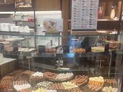 面包甜点陈列柜-Laderach 莱德拉(上海环贸iapm店)