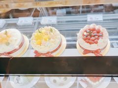 -花花卷卷·鲜食蛋糕(静安久光百货店)