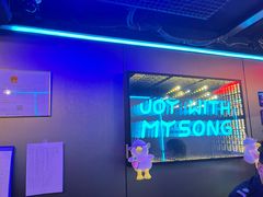 -唱吧麦颂KTV(西单华威潮铺街店)