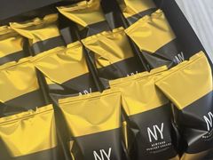 -Laderach 莱德拉(上海环贸iapm店)