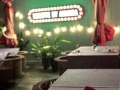 -弦月窗LUNETTE BY AMANDA(复兴路店)