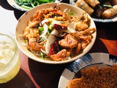 -Cuc Gach Quan Restaurant