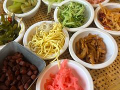 -包整·丝娃娃(一览甲秀楼风景店)