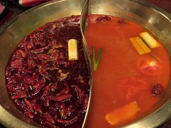 -重庆爽翻天老火锅(临平万达广场店)