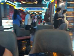 -屋有岛沉浸游戏旗舰店(中山公园店)