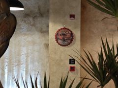 -mordew加州日记西餐&小酒馆(新天地店)