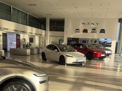 -TESLA 特斯拉(北京后沙峪特斯拉中心)