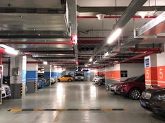 场地-绿地缤纷城-停车场