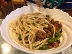 茄子肉丁小公鸡双拼拌面-文三里屯面馆(三里屯店)