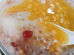 冬三宝-百花传统甜品店(原址店)