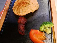 -鸣记脆皮烤鱼·海鲜烤鱼(三八广场店)