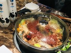 -猪啊牛呀羊啊铜盘烤肉(正大广场店)