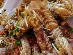 -鑫悦楼煎蟹·16年海鲜大排档