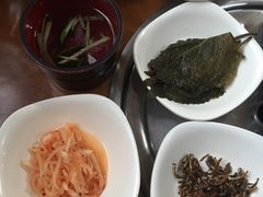 -亲昵春川鸡排(韩国美食街店)