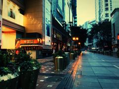 -八一路好吃街(雨田商务大厦店)