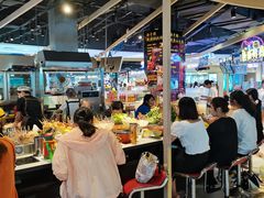 自助取餐区-轩于鲜旋转小火锅(天虹商场木渎店)