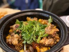 -芳村榕树头叹佬鸡煲(体育西店)