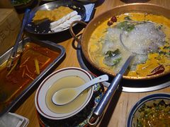 -洱火云南酸菜牛肉火锅(石景山当代商城店)