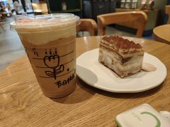 -星巴克(南通凤凰文化广场店)