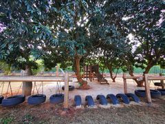 -侯臣咖啡文化村