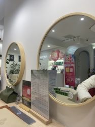 -realQueen颜值美学中心
