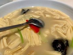 -汤城小厨•粤菜•靓汤(金宝街店)