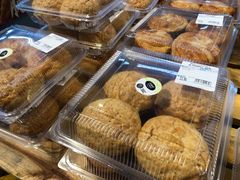 -沃尔玛(前山店)