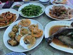 -四川小胡子海鲜(丁村万人海鲜广场店)