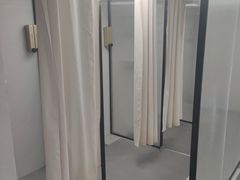 -蓝海豚游泳俱乐部(南京西路店)