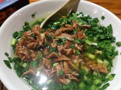 -琥珀老六龙虾(四里河店)