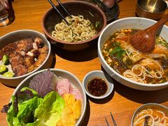 -SHAN山(前滩太古里店)