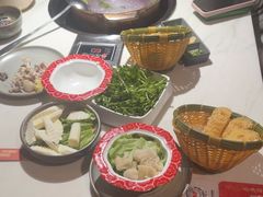 -喃喃椰·糟粕醋·椰子鸡火锅(七堡花园店)