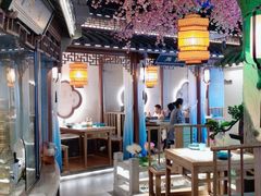 -荷塘秋月·本帮江浙菜(国权路店)