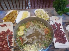 -牛缘村·贵州黄牛肉火锅(西善桥店)
