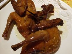 招牌烤乳鸽-石岐佬中山菜馆(张溪店)