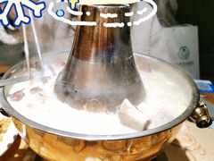招牌羊蝎暖汤锅-Alali阿拉礼·新疆家宴(西溪新座店)