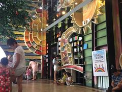 -钟书阁(松江泰晤士小镇店)