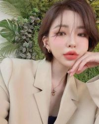 -时尚殿堂明星门店